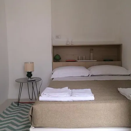 Tolomeo's House-bed & Bike Holiday home Nardo